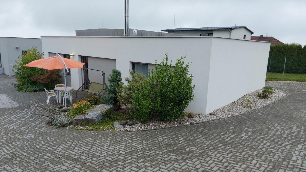 Domek V Kosove Kamenný Újezd Exterior foto